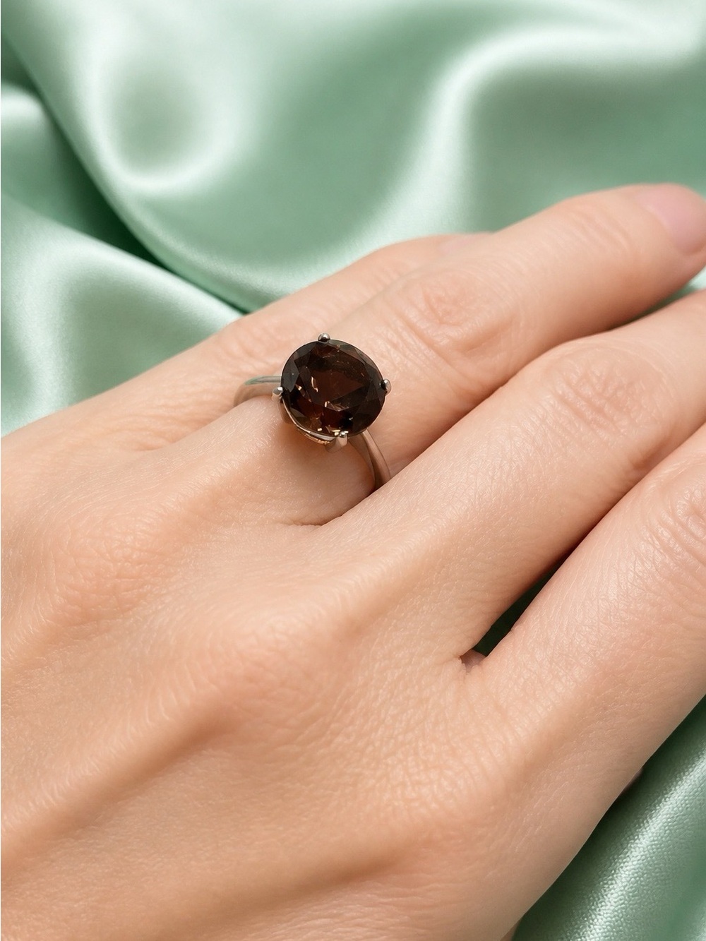 Color-Change Quartz Solitaire set in rhodium over S925. Brand New!